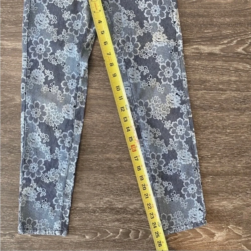 Justice Premium‎ Floral skinny jeans. Size 10. New